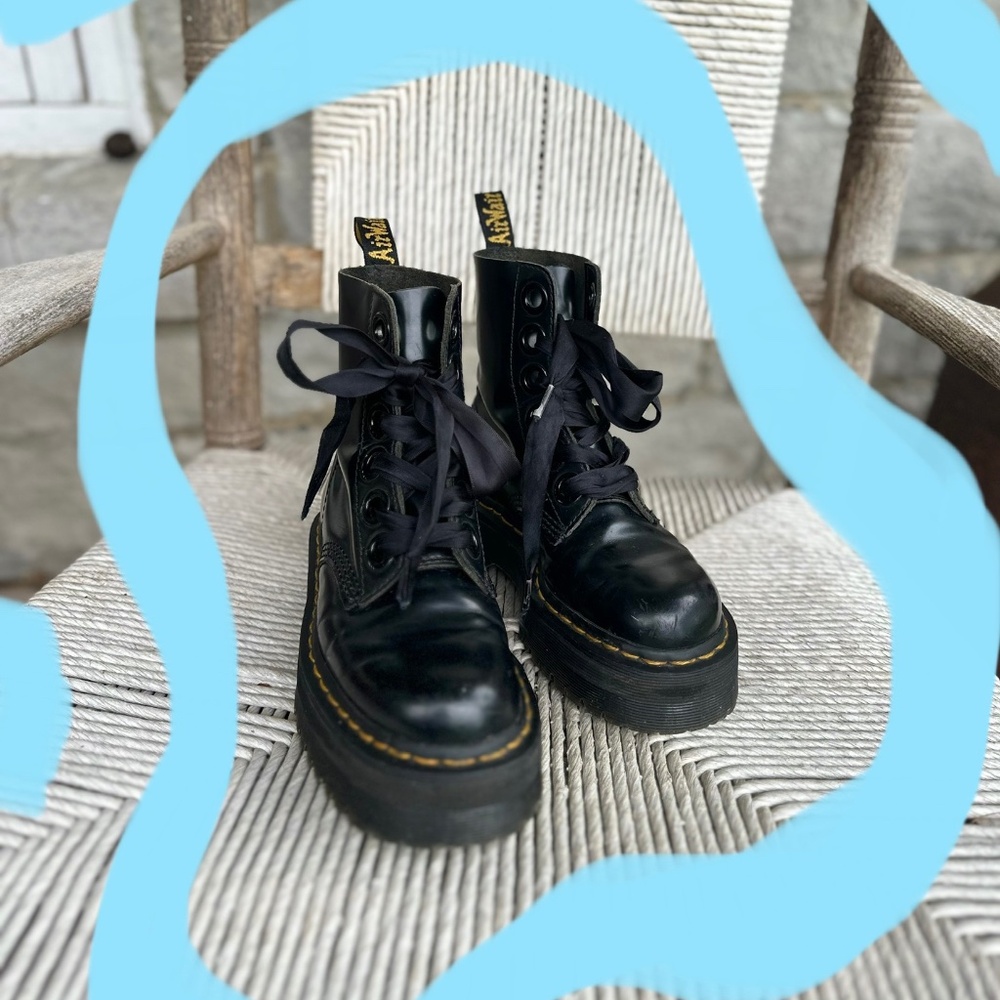 Molly Dr. Martens
